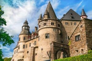 Mehr über den Artikel erfahren Schloss Bürresheim